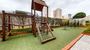 Image 52 - 890744